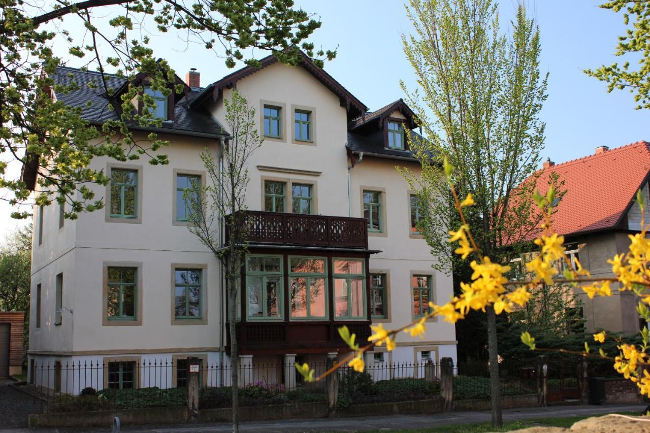 Traumhafte Etagenwohnung In Guenderzeitvilla Drezno Zewnętrze zdjęcie